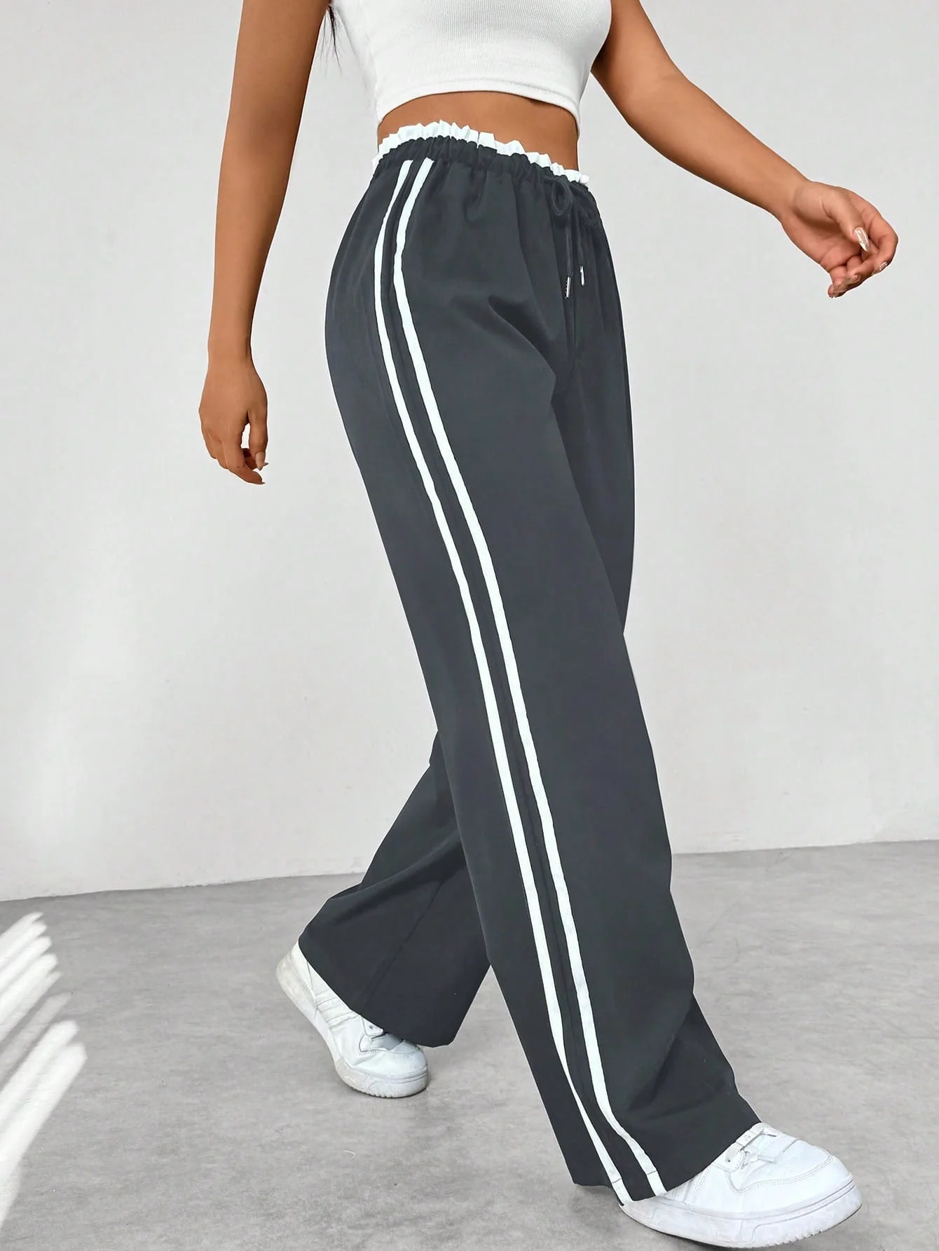 Noëlle – Striped Sporty Training Pants