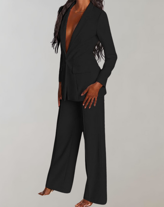 NOELLE | Chic Blazer and Trouser Ensemble