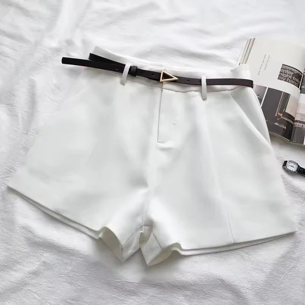 Fleur – Chic Belted Shorts