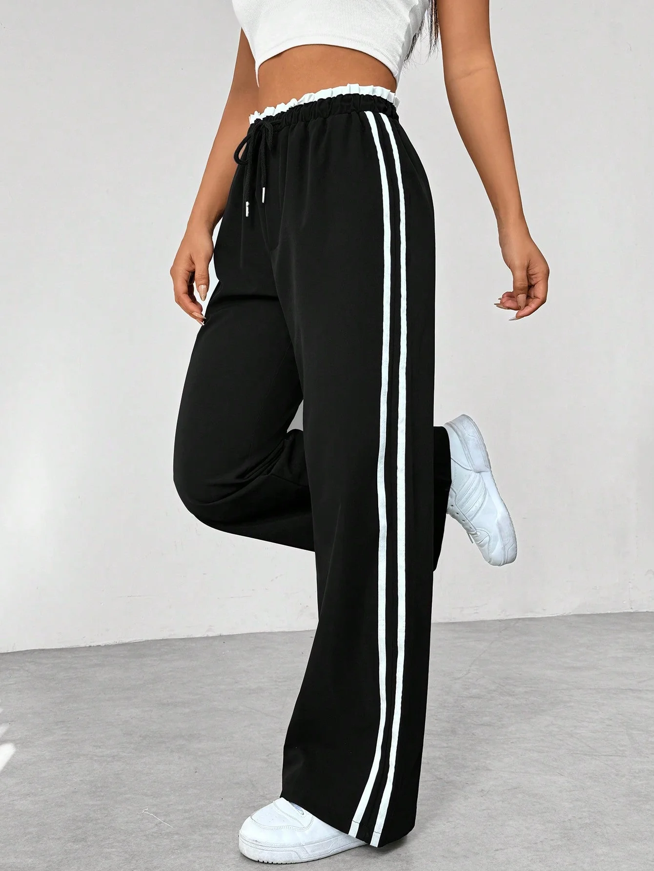 Noëlle – Striped Sporty Training Pants